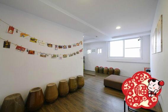 Dafuhao Apartment Tainan Bagian luar foto